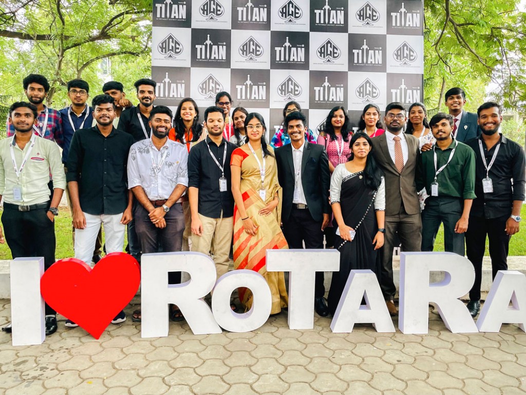 Club president Sanjula and members at the Rotaract District Assembly, Titan, held at KCT College, Coimbatore. 