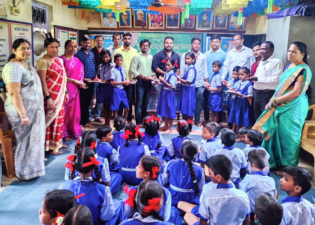 Club members provided essential learning material to students from underprivileged background. 