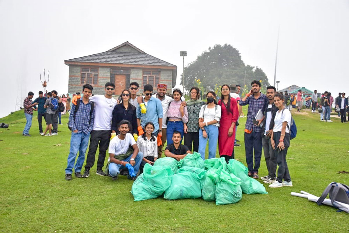 RAC Manali president Simran Verma (5th from R), along with Rotaractors, during a clean-up drive at a tourist spot.